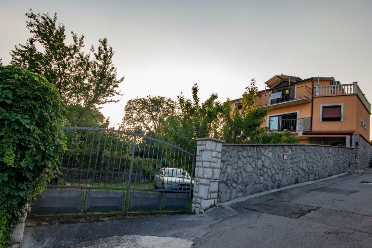 Apartment Anai Rijeka Exteriör bild