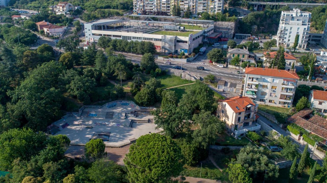 Apartment Anai Rijeka Exteriör bild