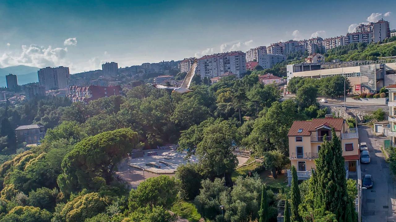 Apartment Anai Rijeka Exteriör bild